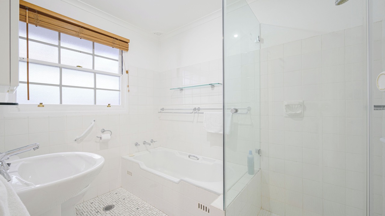 Photo of Bathroom in St Ives