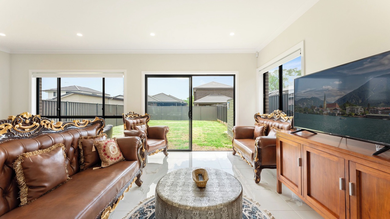 Photo of Livingroom in Austral