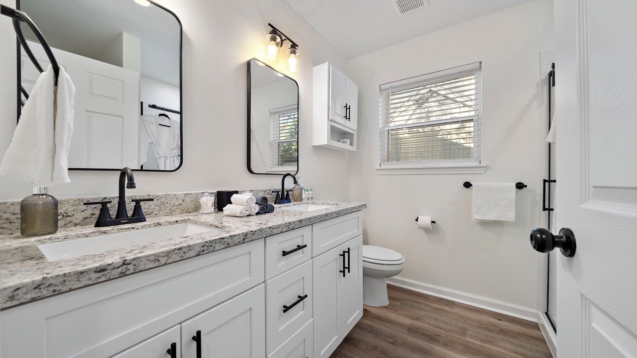 Photo of Bathroom in Ponderosa Forest