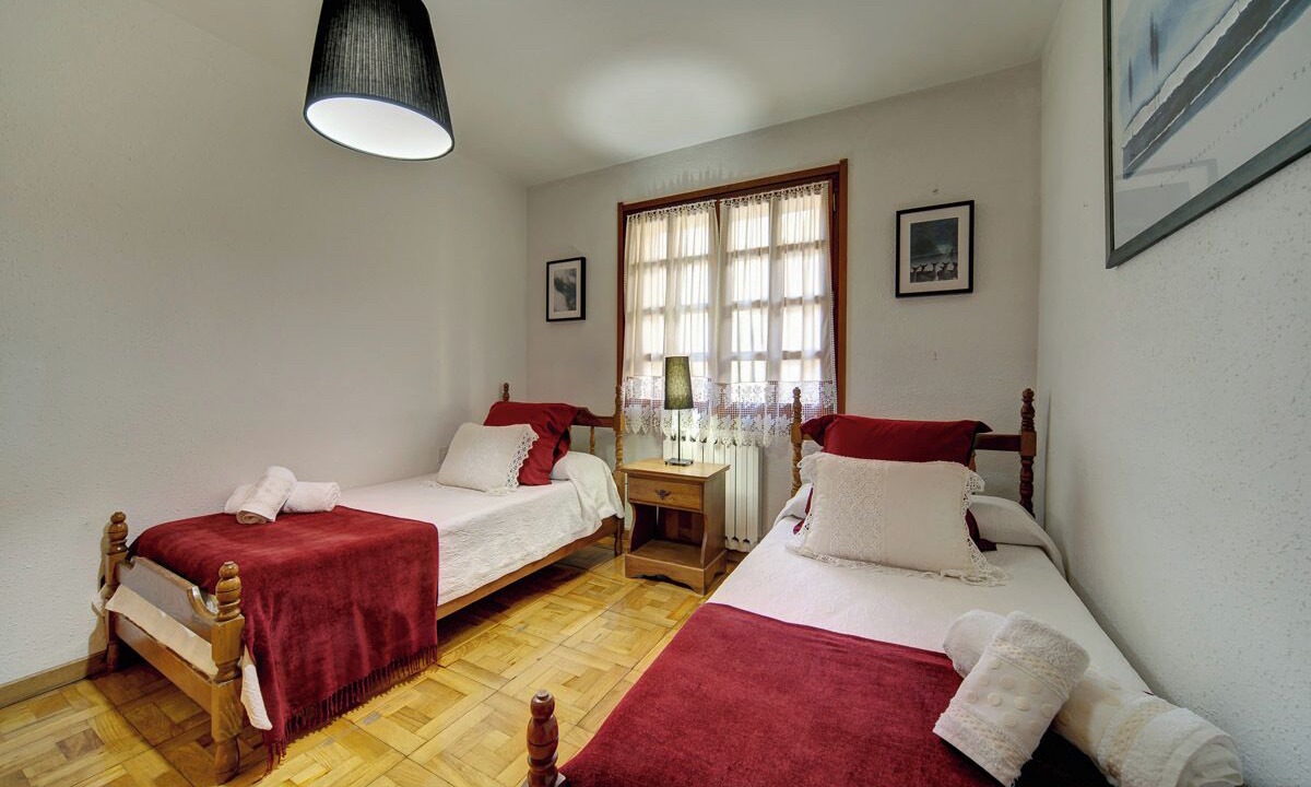 Photo of Bedroom in Pujo