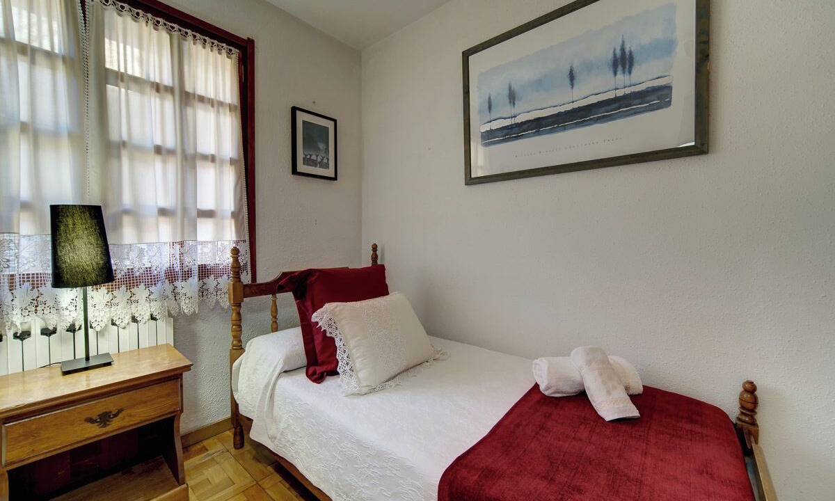 Photo of Bedroom in Pujo