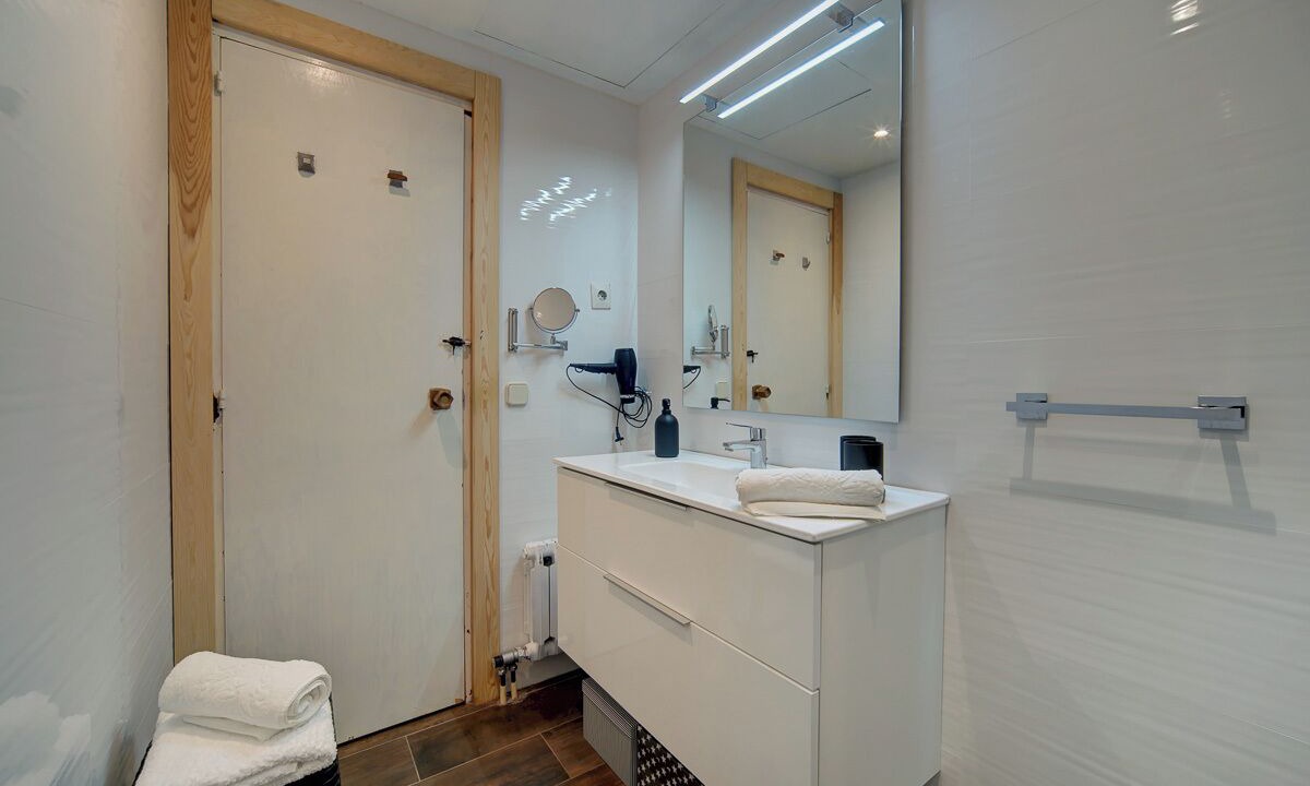 Photo of Bathroom in Pujo