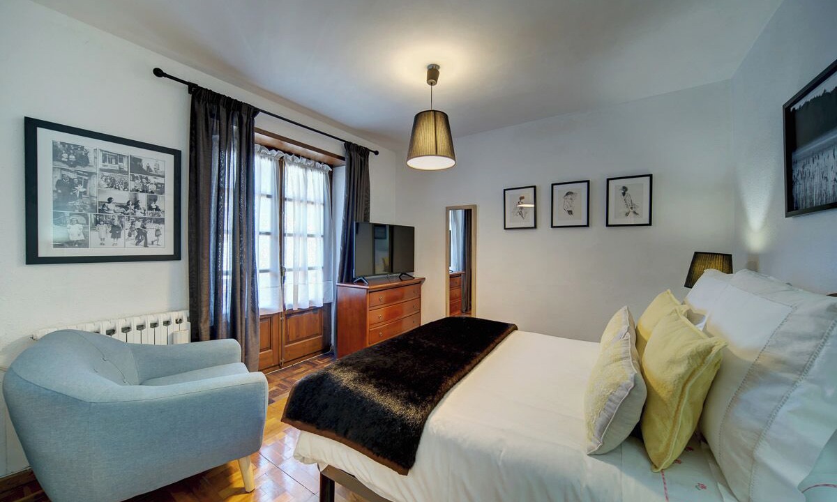 Photo of Bedroom in Pujo