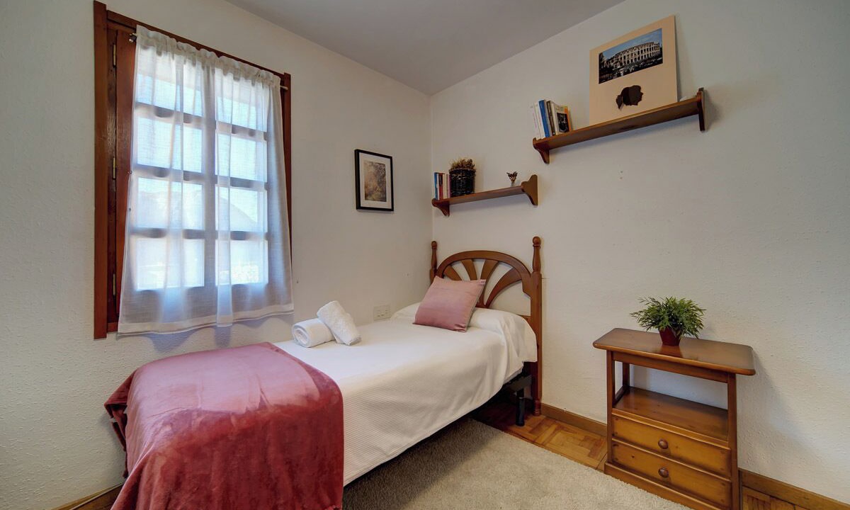 Photo of Bedroom in Pujo