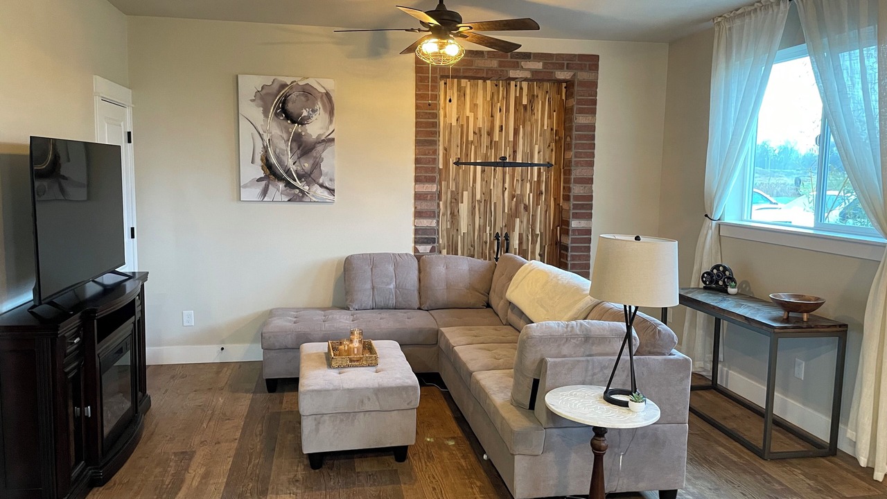 Photo of Livingroom in Longview