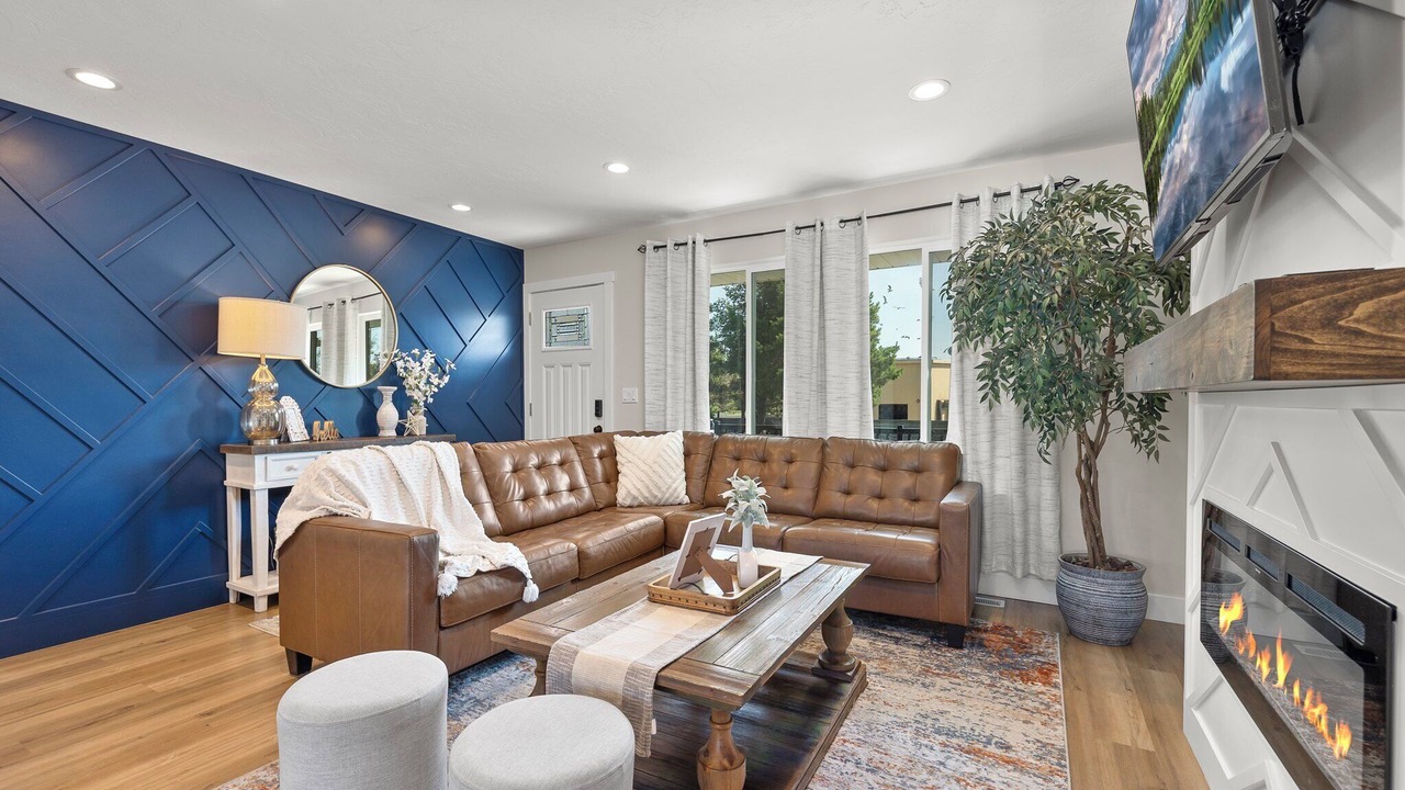 Photo of Livingroom in Orem
