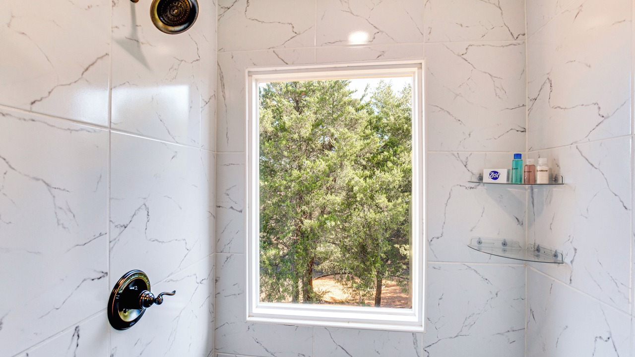 Photo of Bathroom in Gober