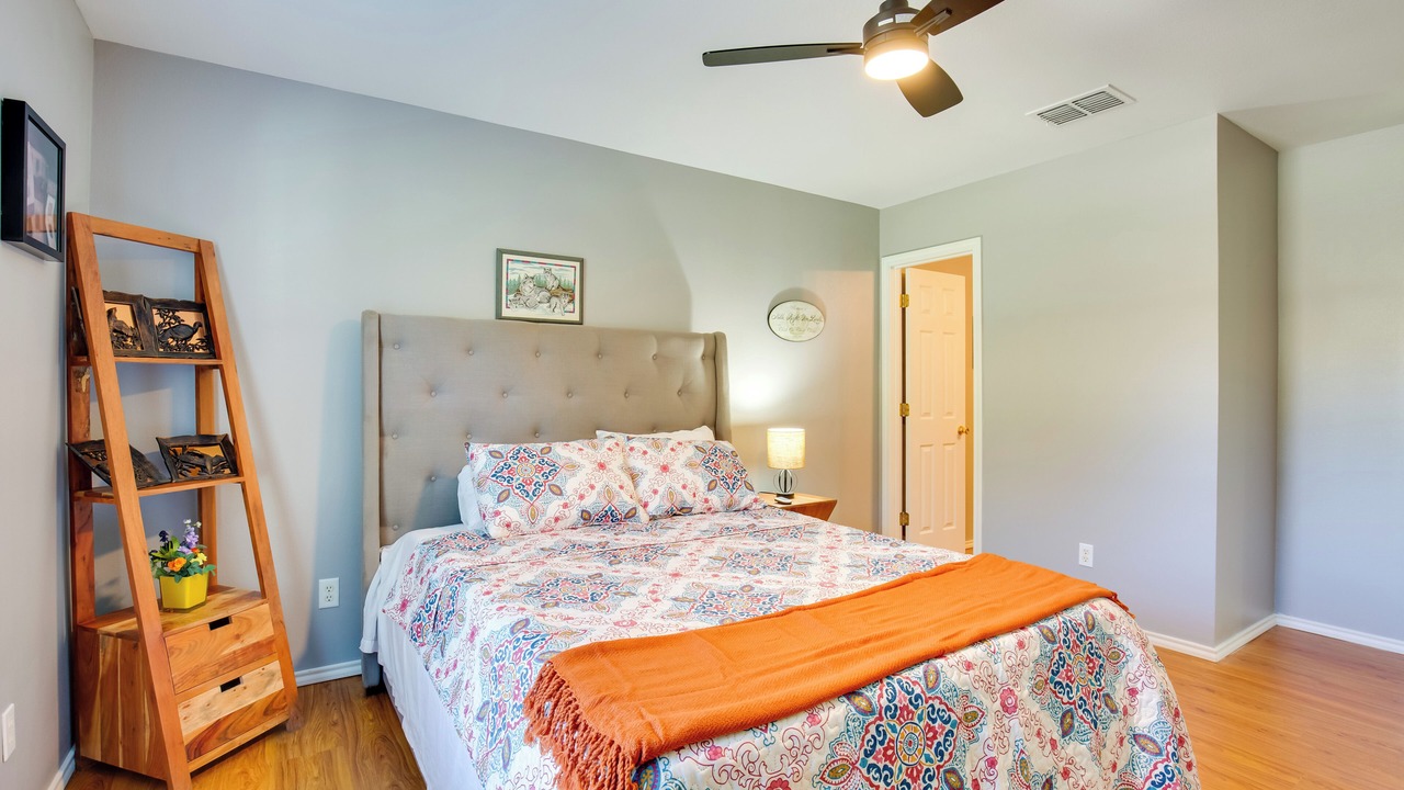 Photo of Bedroom in Emory
