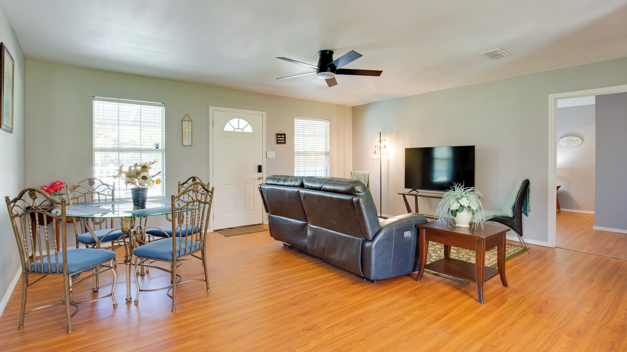Photo of Bedroom in Emory