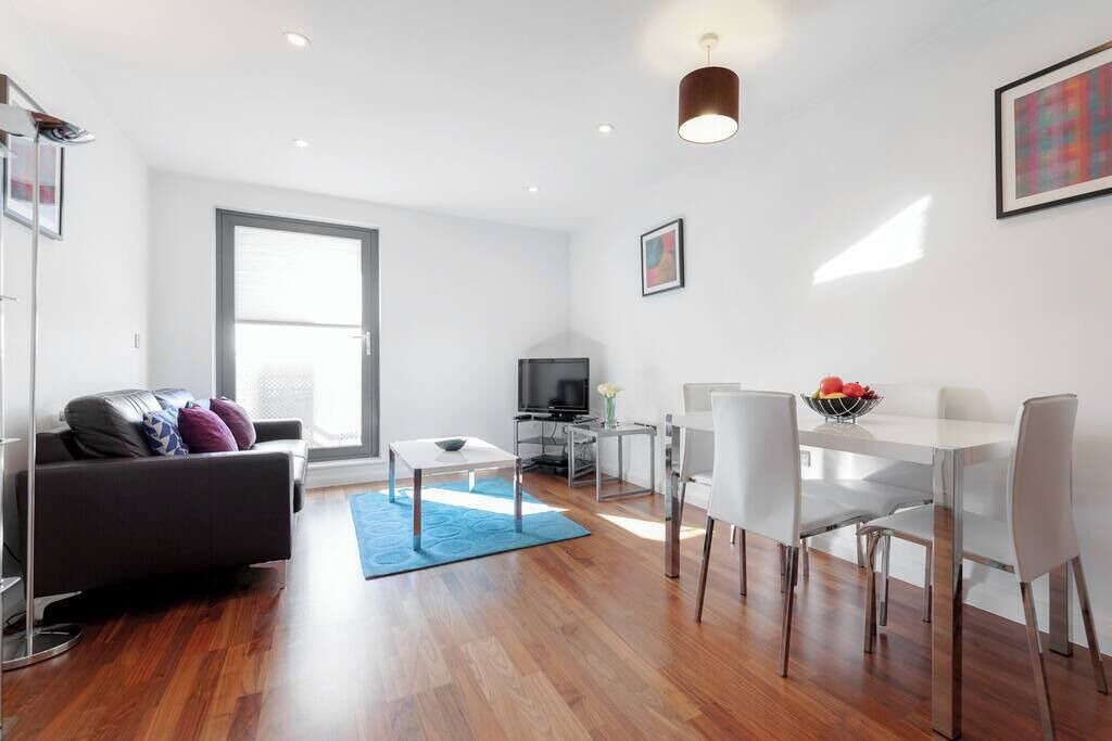 Photo of Others in Wimbledon