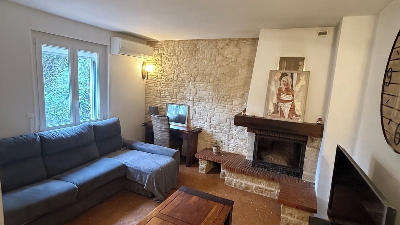 Photo of Livingroom in Barjols