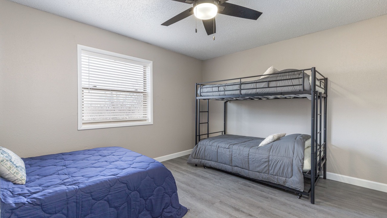 Photo of Bedroom in St. Robert