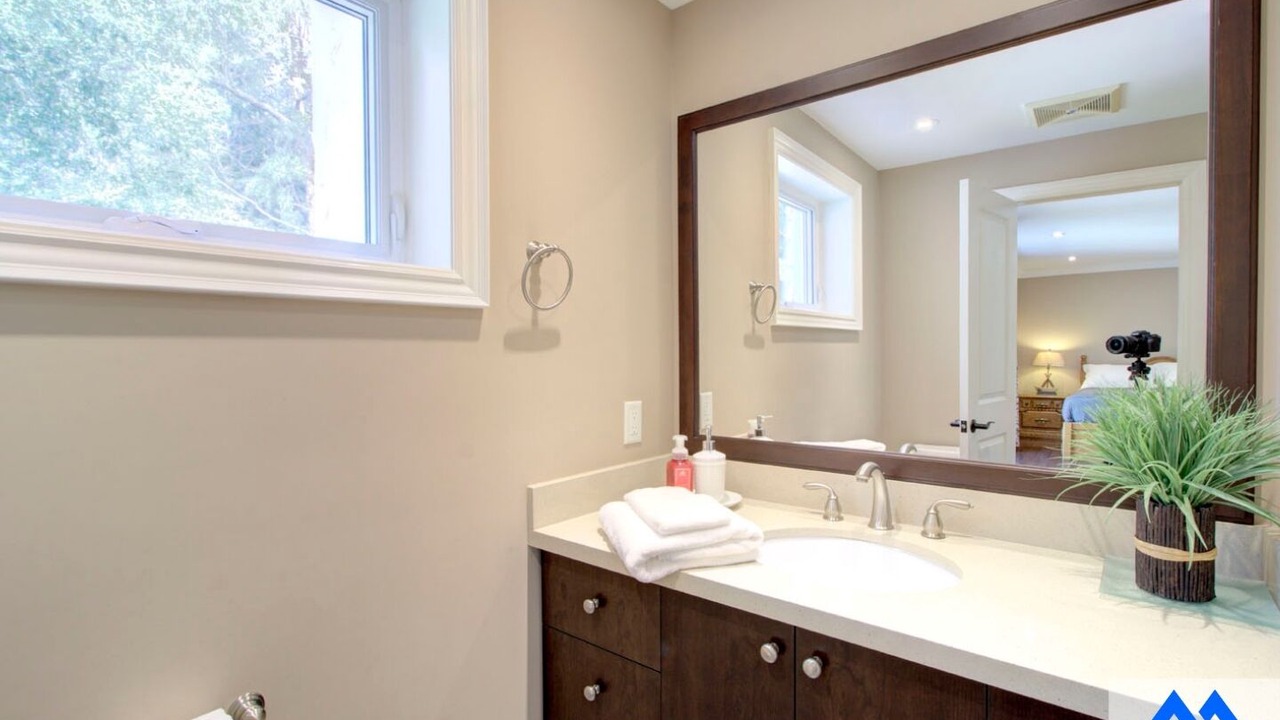 Photo of Bathroom in The Blue Mountains