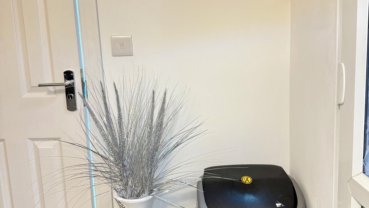 Photo of Others in Heston