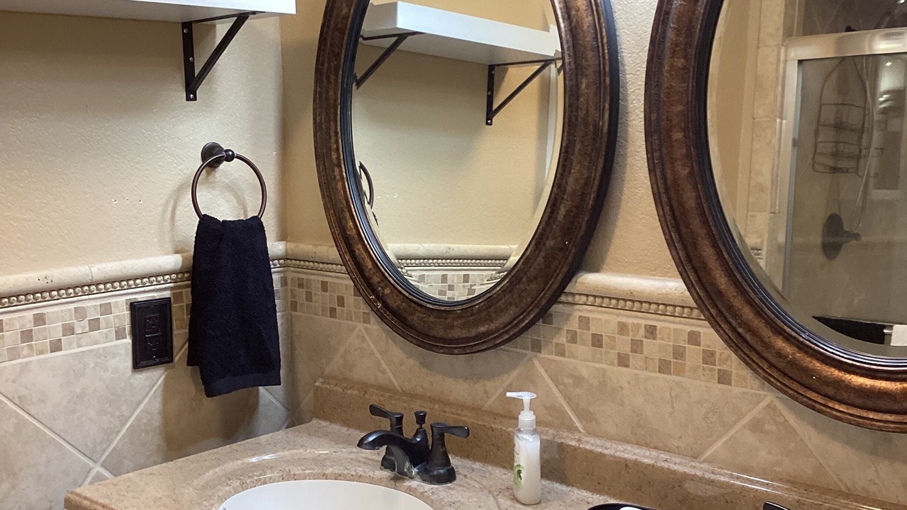 Photo of Bathroom in Hobbs