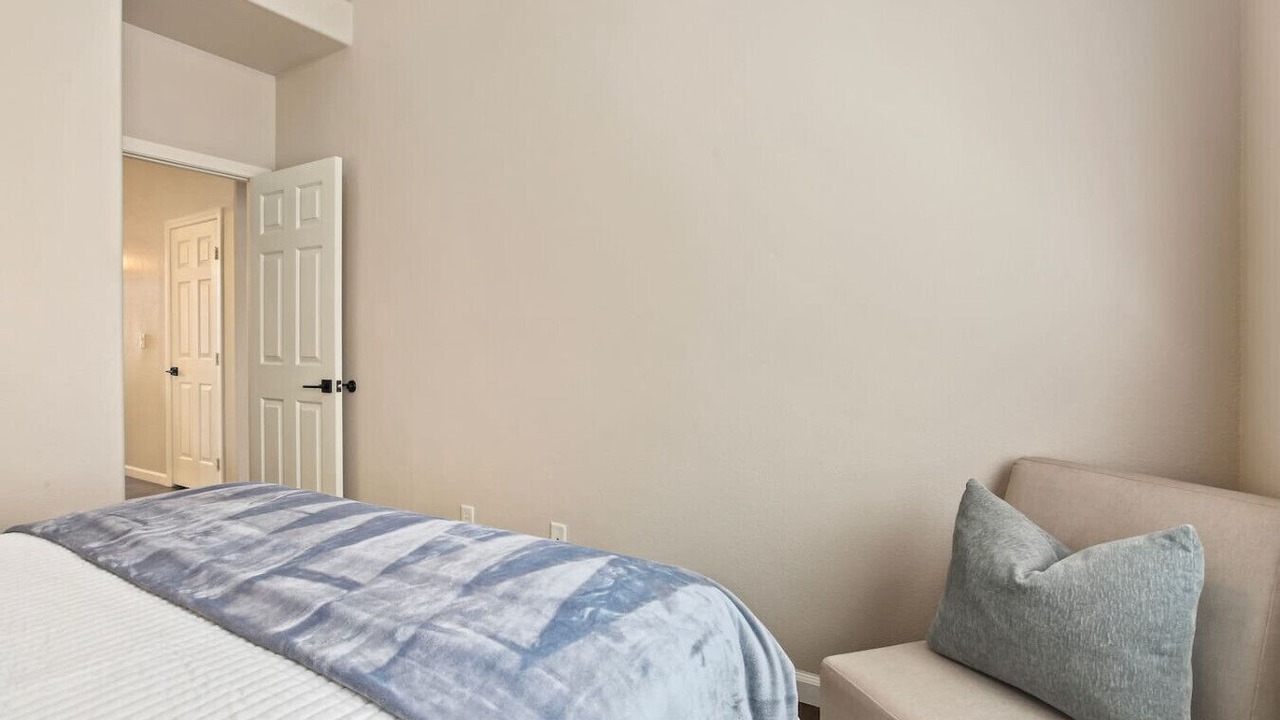 Photo of Bedroom in MacDonald Ranch