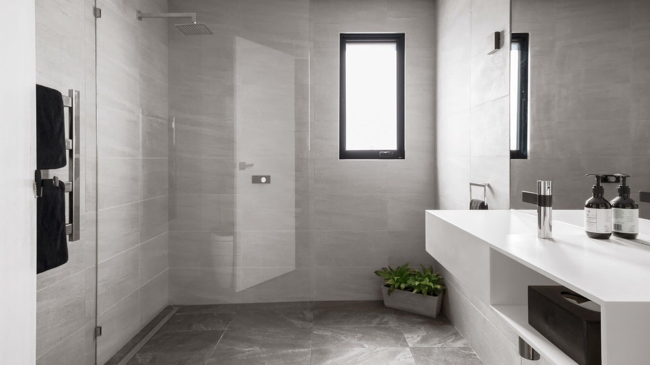 Photo of Bathroom in Leonards Hill