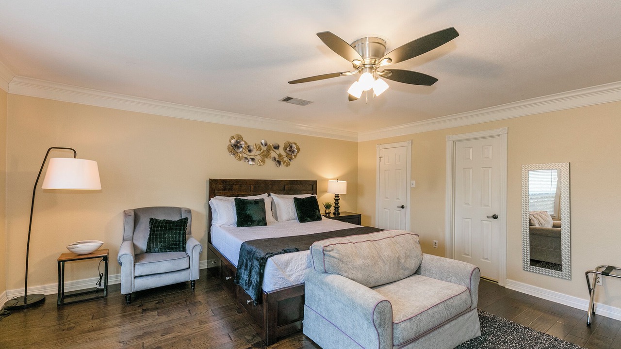Photo of Bedroom in Meadow Lake