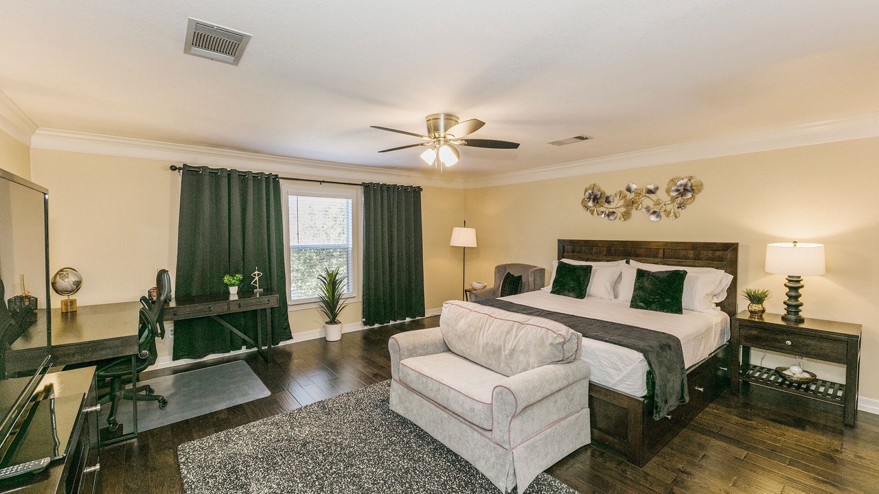 Photo of Bedroom in Meadow Lake
