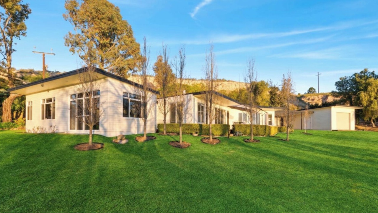 Photo of Outdoor in Seymour