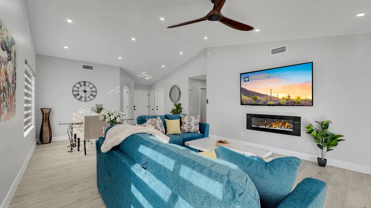 Photo of Livingroom in Oakwood
