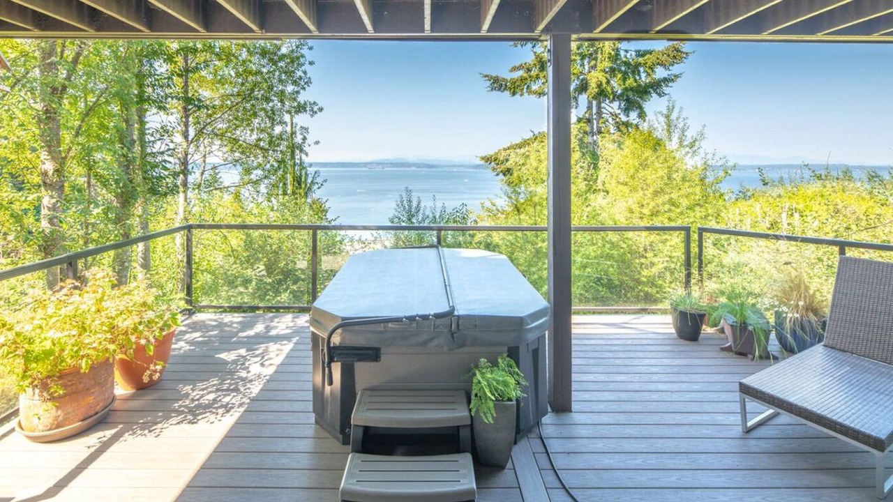 Photo of Patio Balcony in Alki