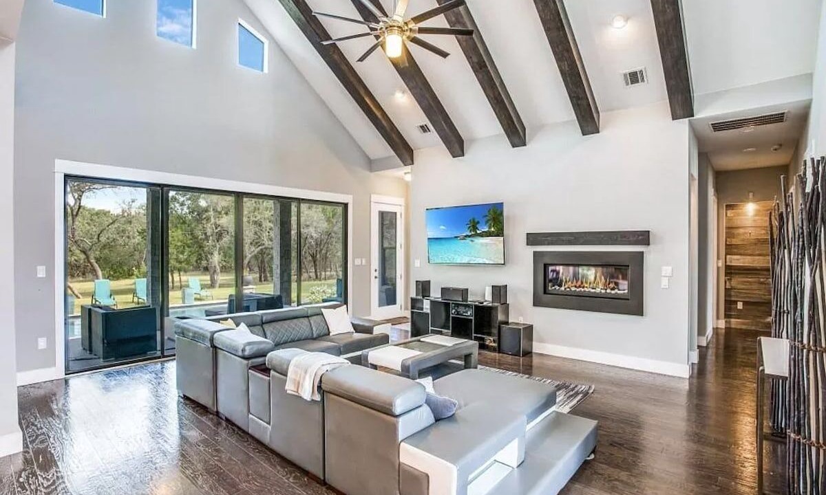 Photo of Livingroom in Austin