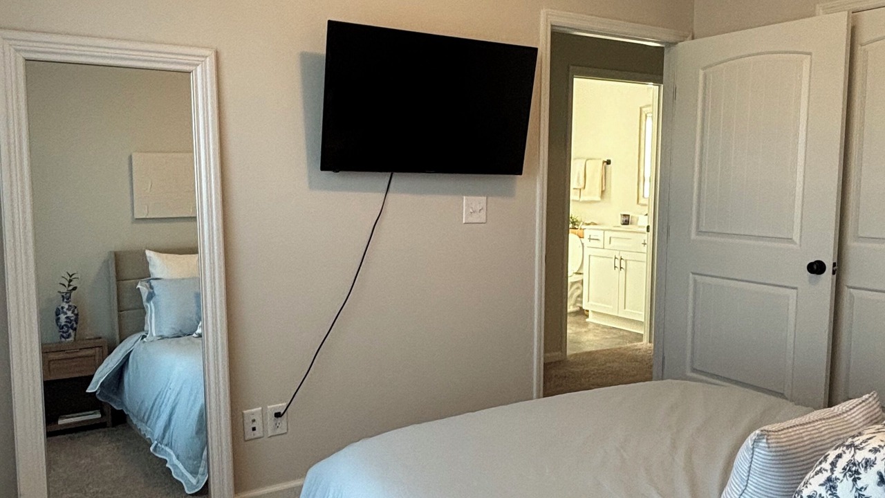 Photo of Bedroom in Langley