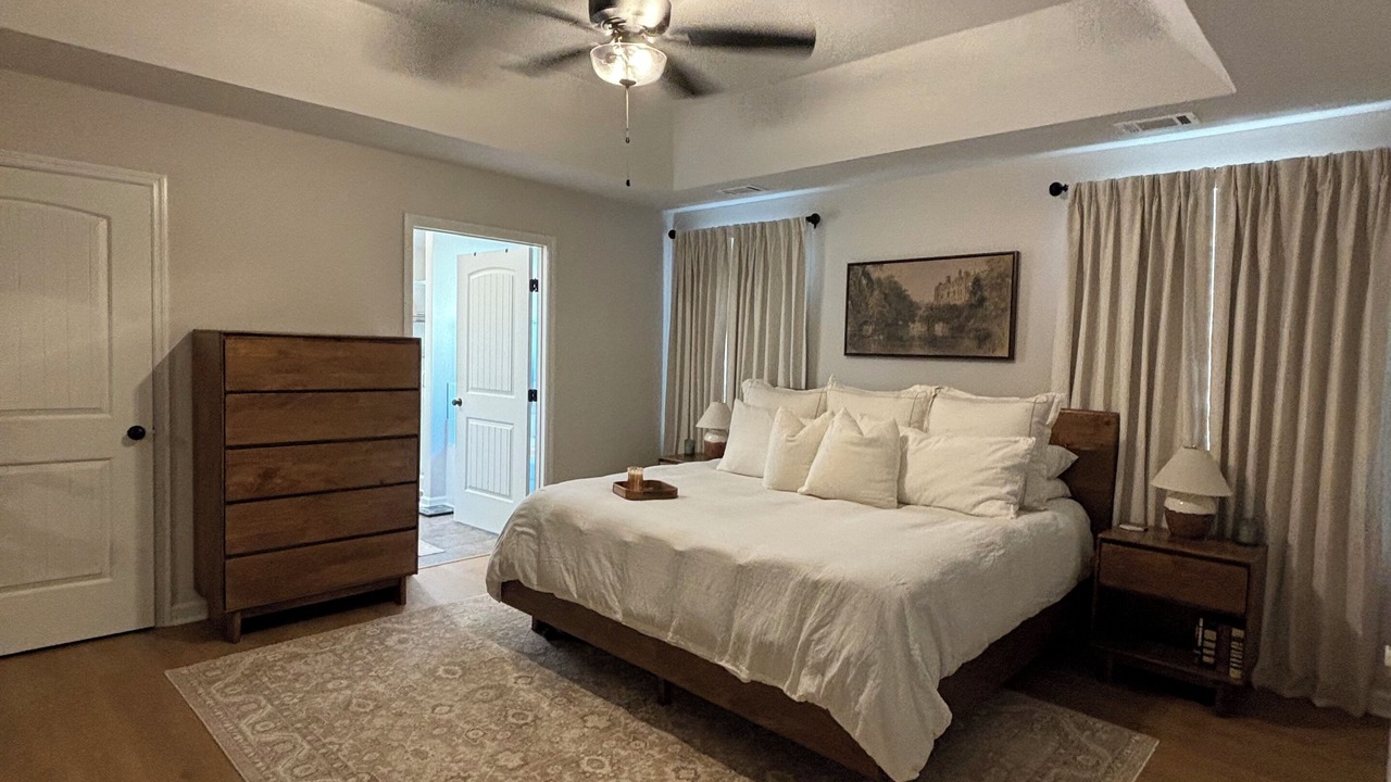 Photo of Bedroom in Langley