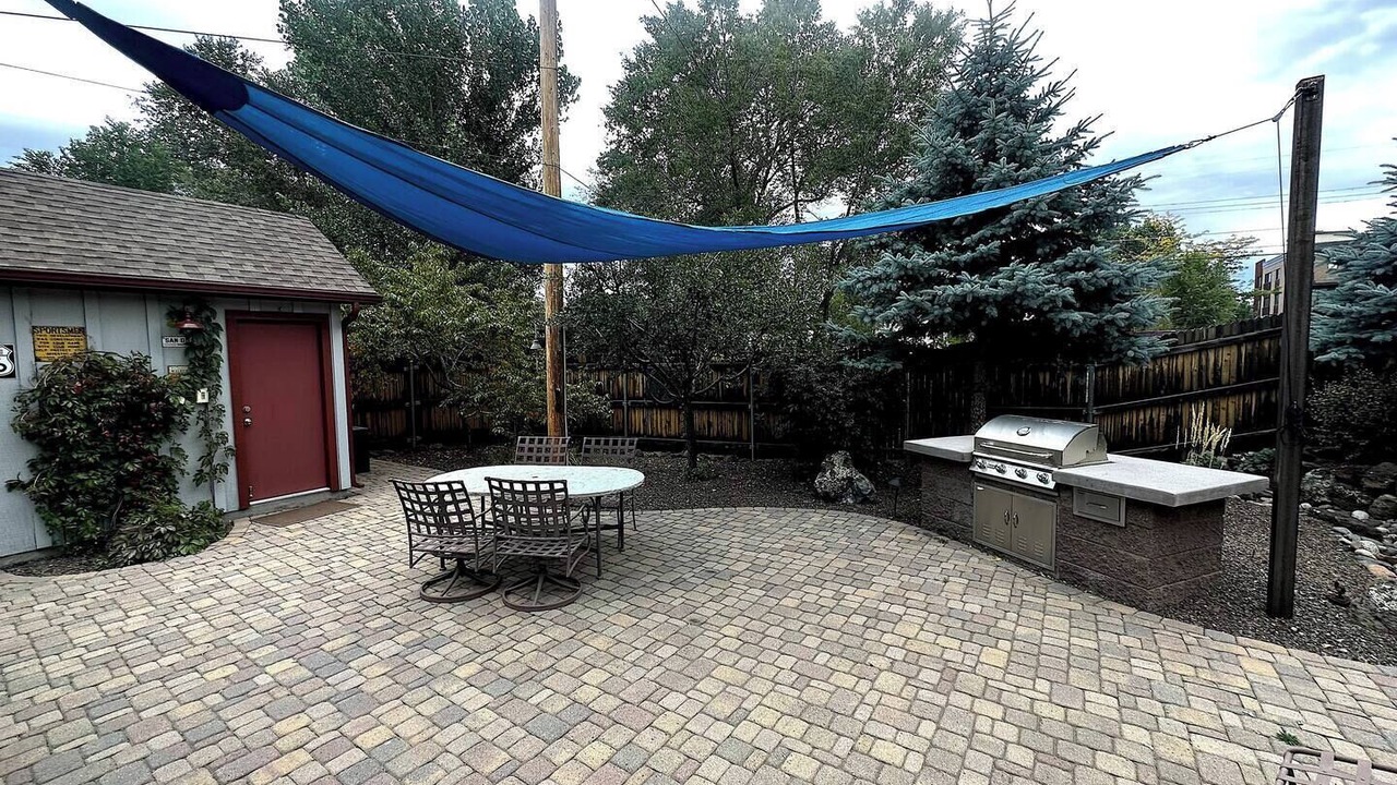Photo of Outdoor in Southside