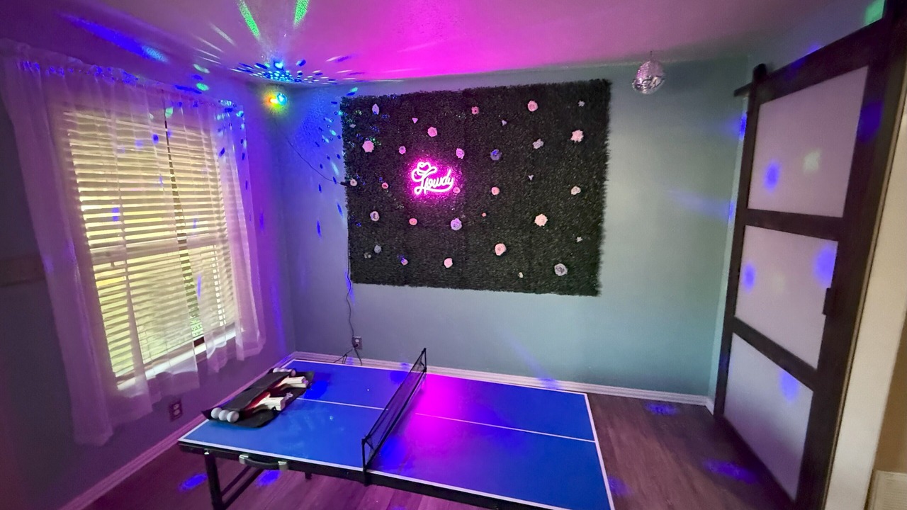 Photo of Bedroom in River Oaks