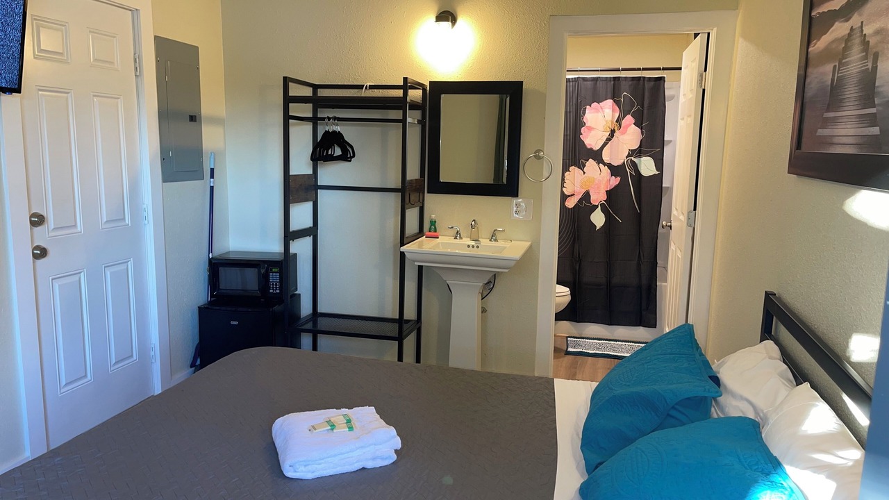 Photo of Bedroom in Picnic Point-North Lynnwood