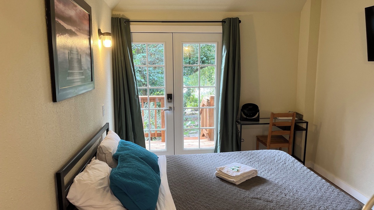 Photo of Bedroom in Picnic Point-North Lynnwood