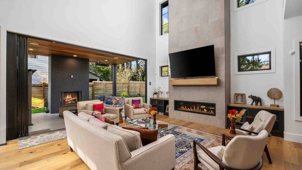 Photo of Livingroom in Lake Oswego