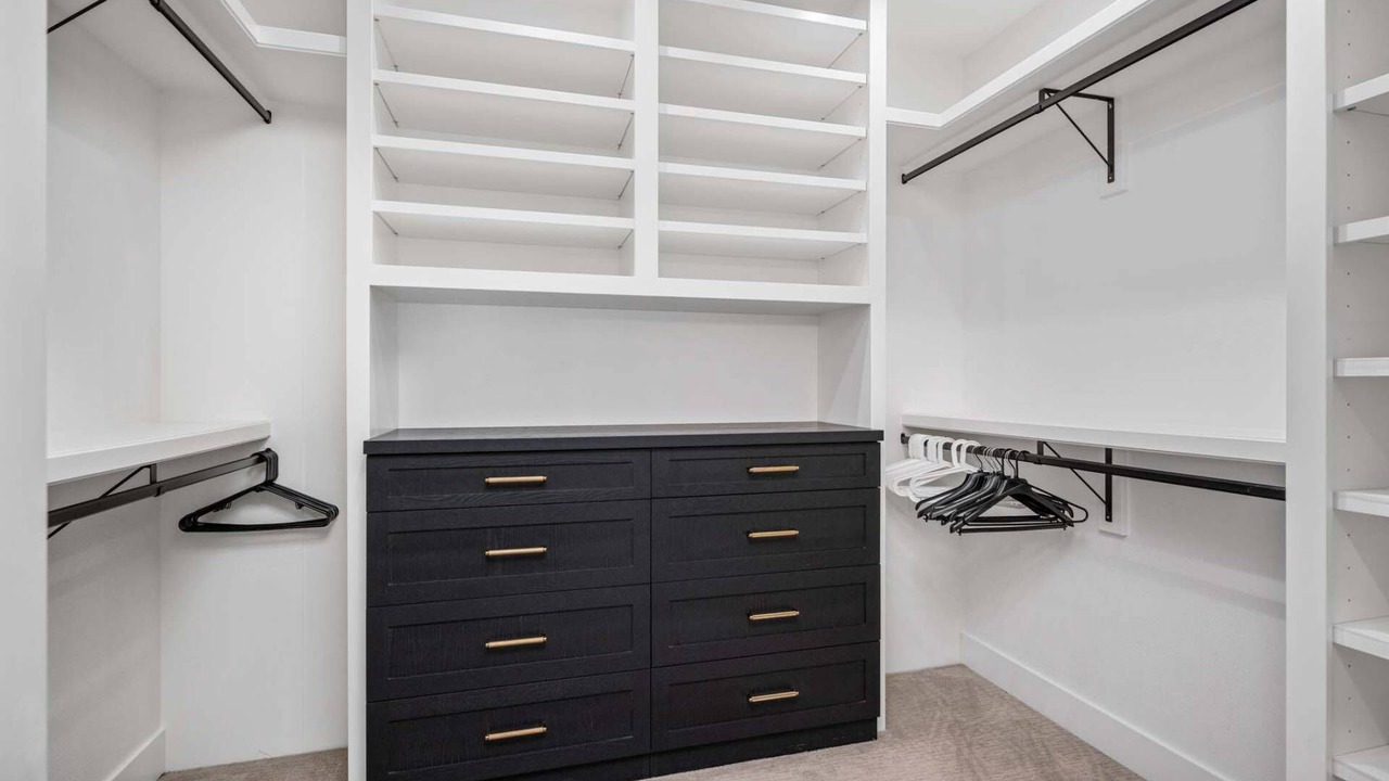 Photo of Bedroom in Lake Oswego