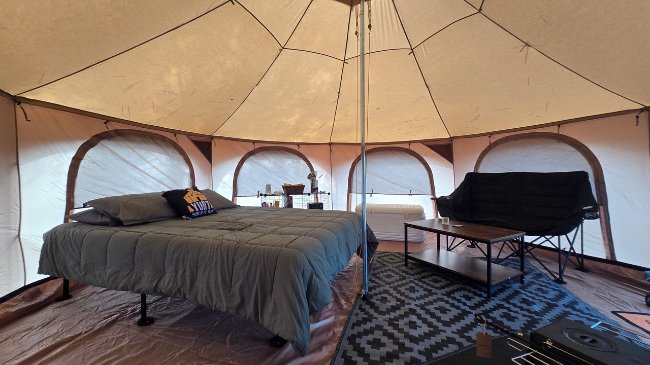 Photo of Bedroom in Moon