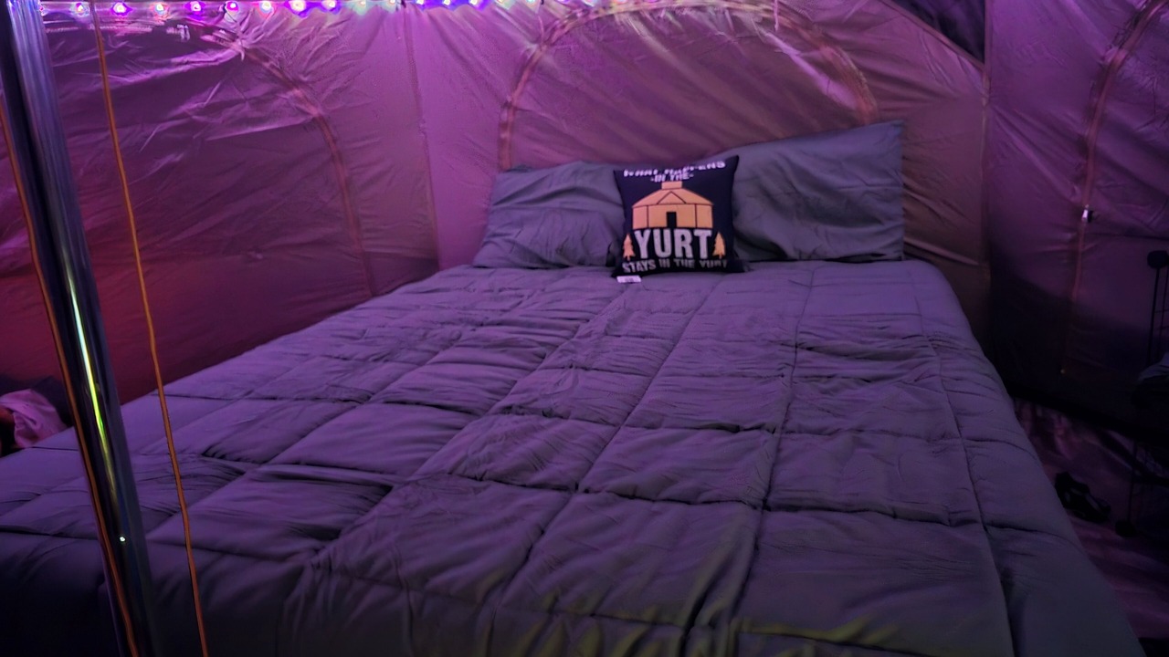 Photo of Bedroom in Moon