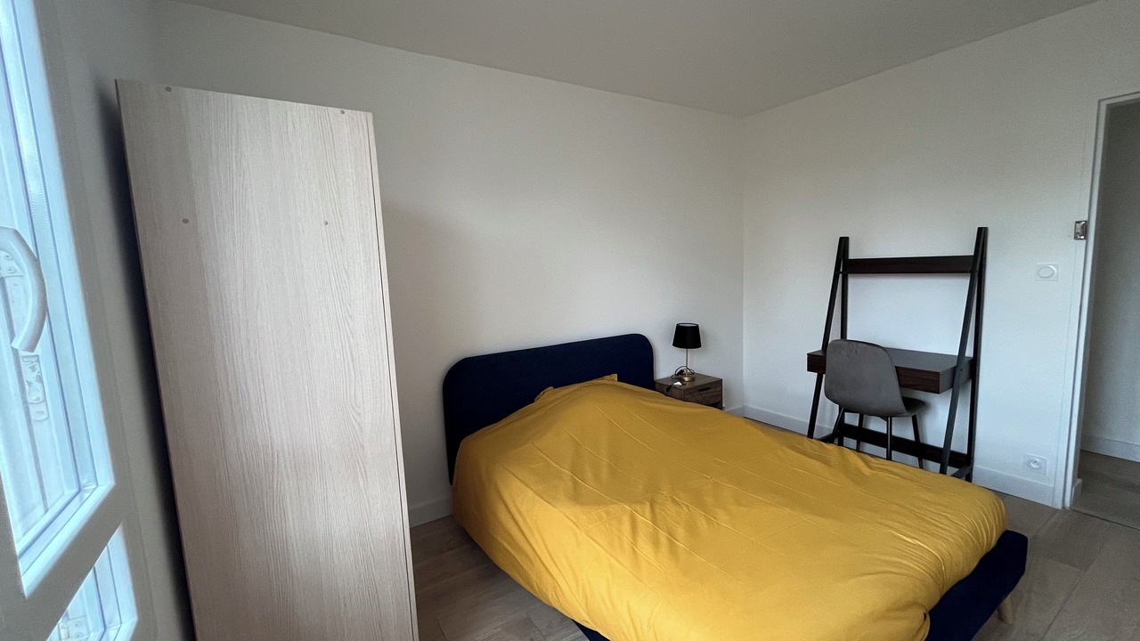 Photo of Bedroom in Valence