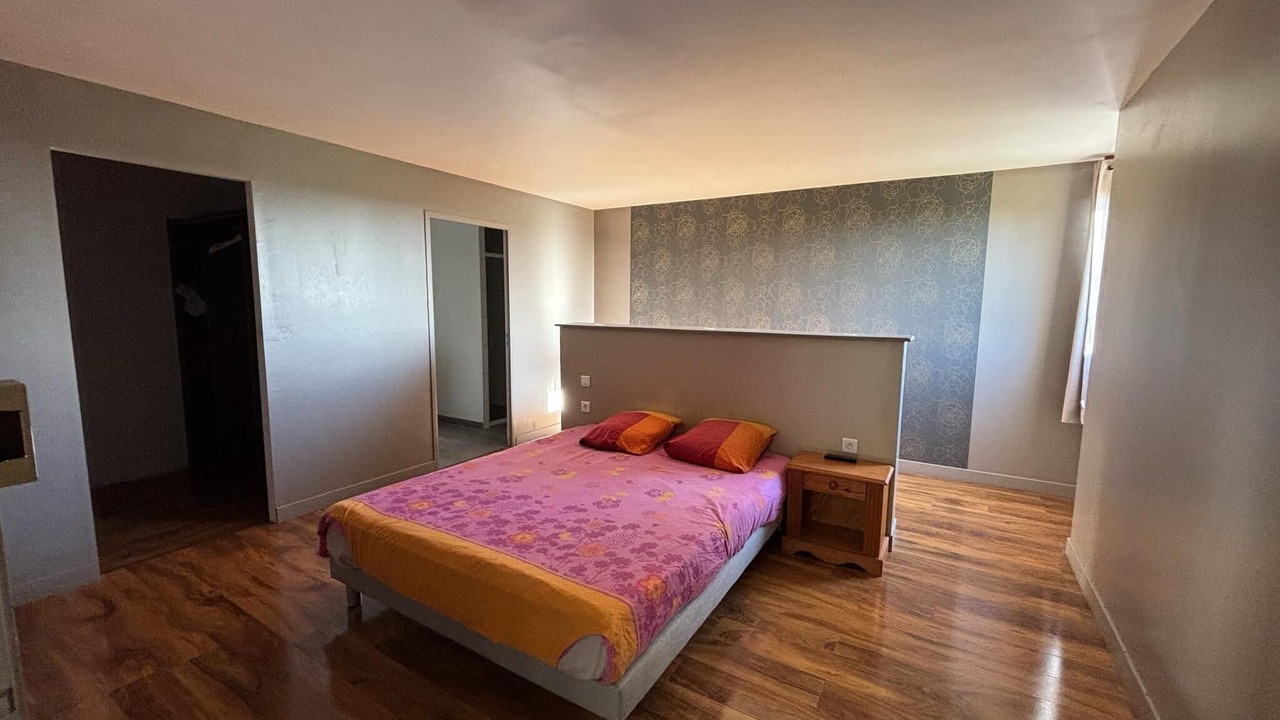Photo of Bedroom in Bouchamps-les-Craon