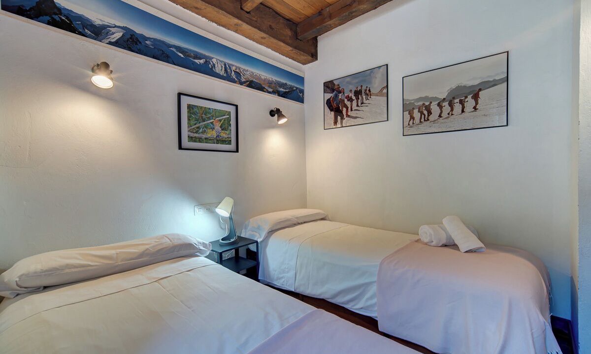Photo of Bedroom in Tredos