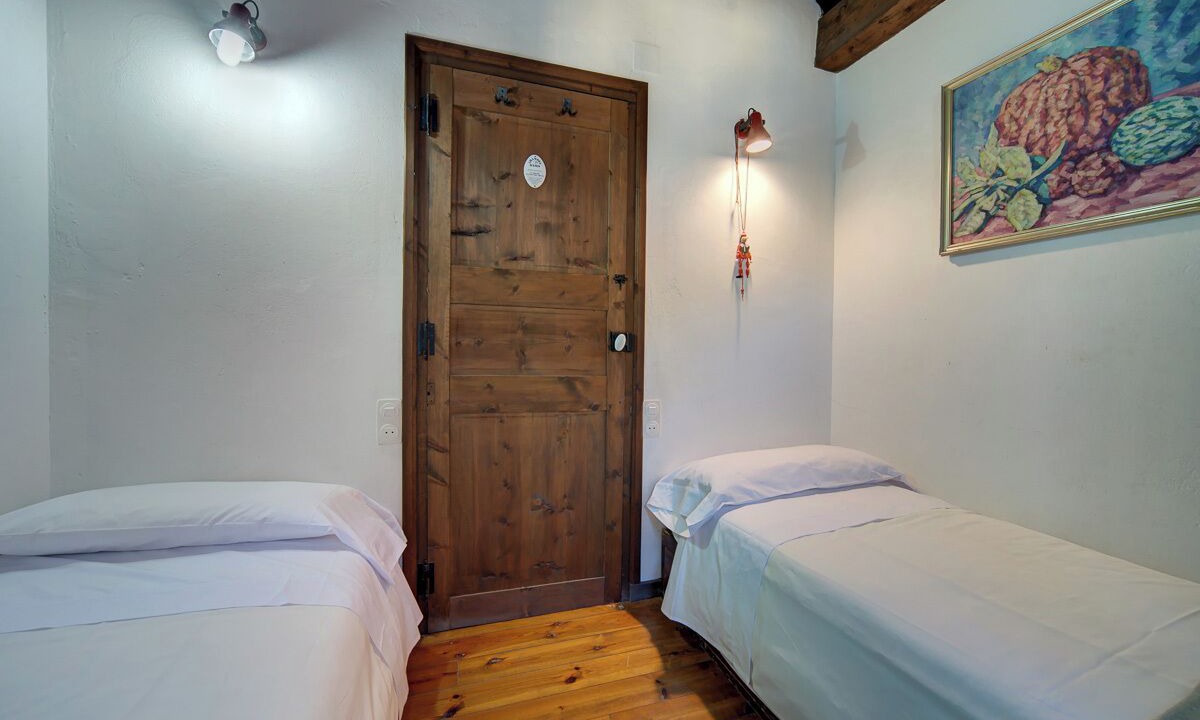 Photo of Bedroom in Tredos