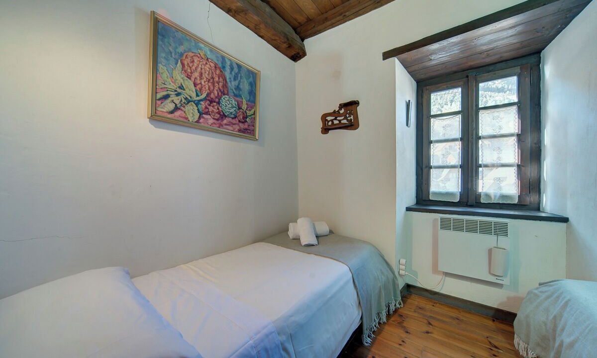 Photo of Bedroom in Tredos