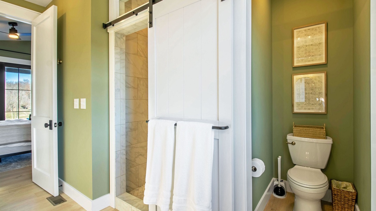 Photo of Bathroom in McGaheysville