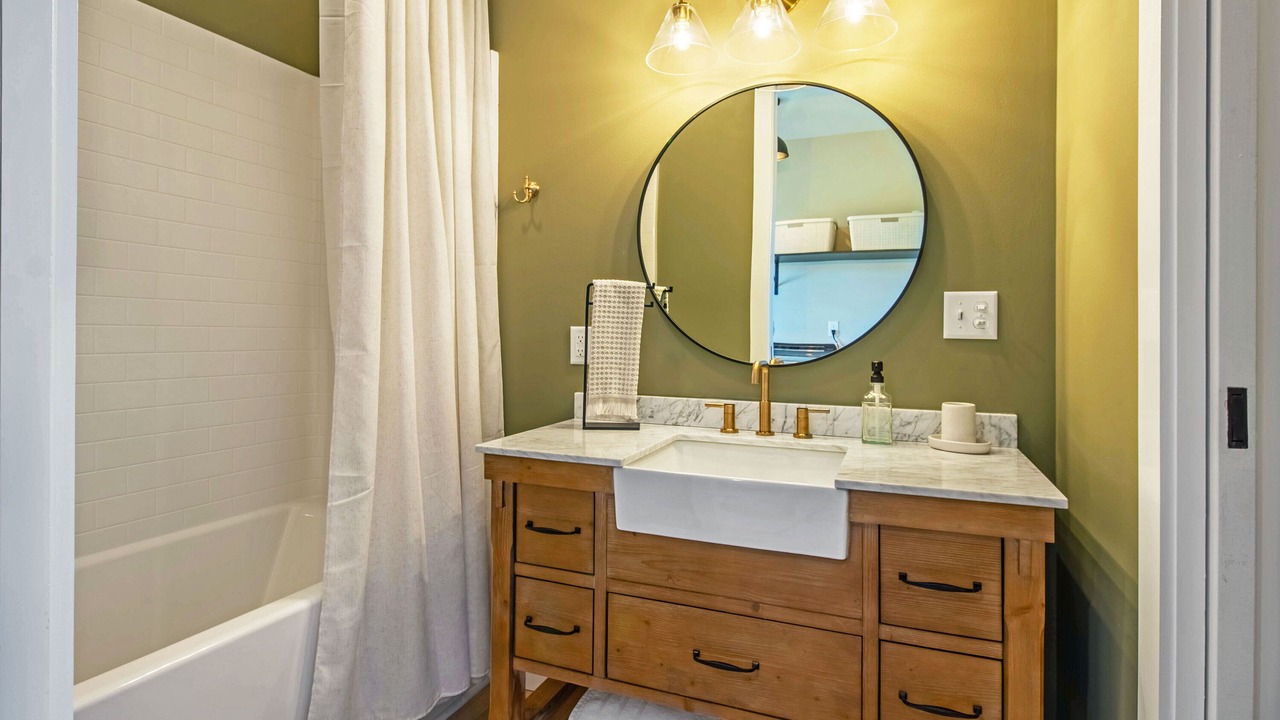 Photo of Bathroom in McGaheysville