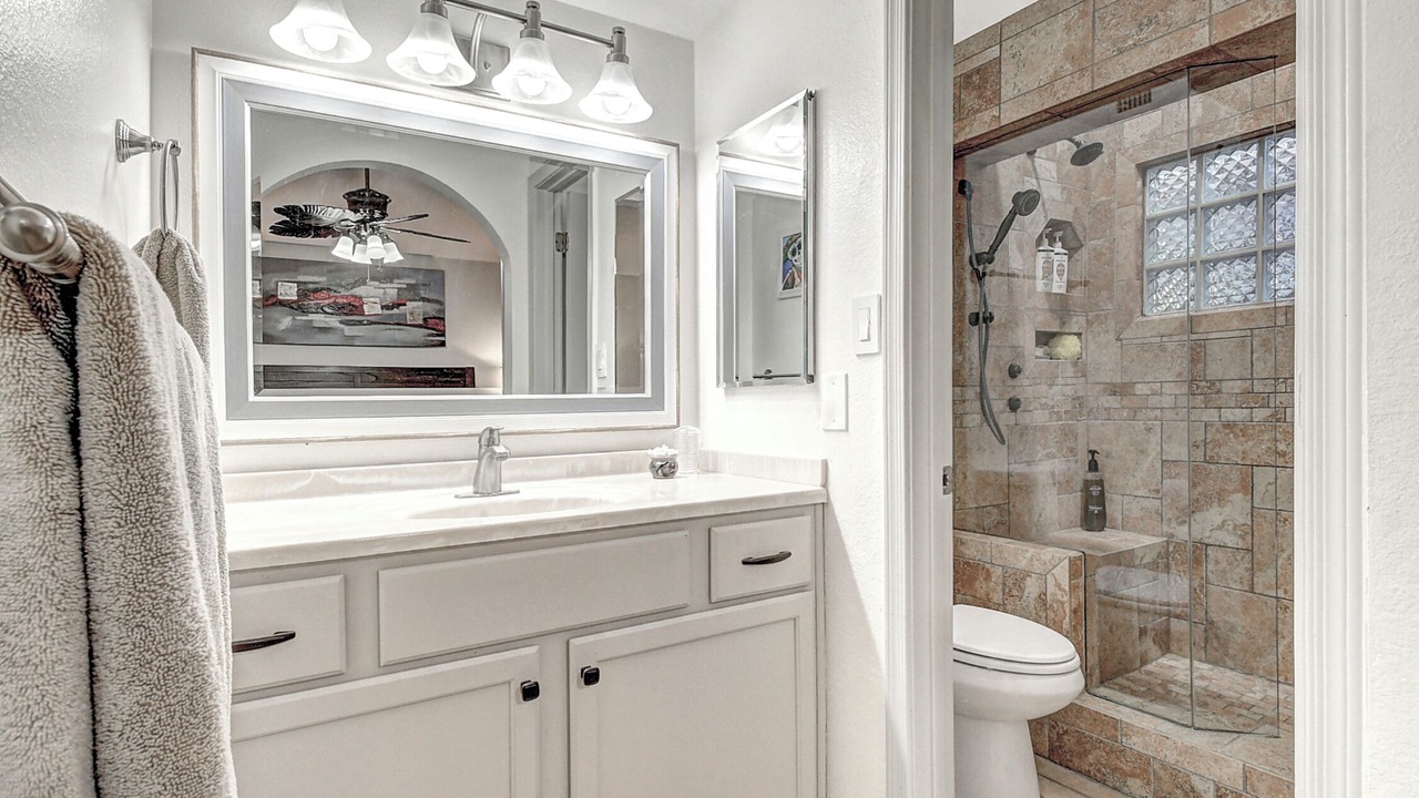 Photo of Bathroom in Dobson Ranch
