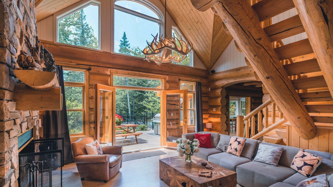 Photo of Livingroom in Fiddler Lake Resort