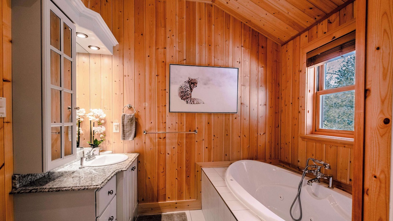 Photo of Bathroom in Fiddler Lake Resort
