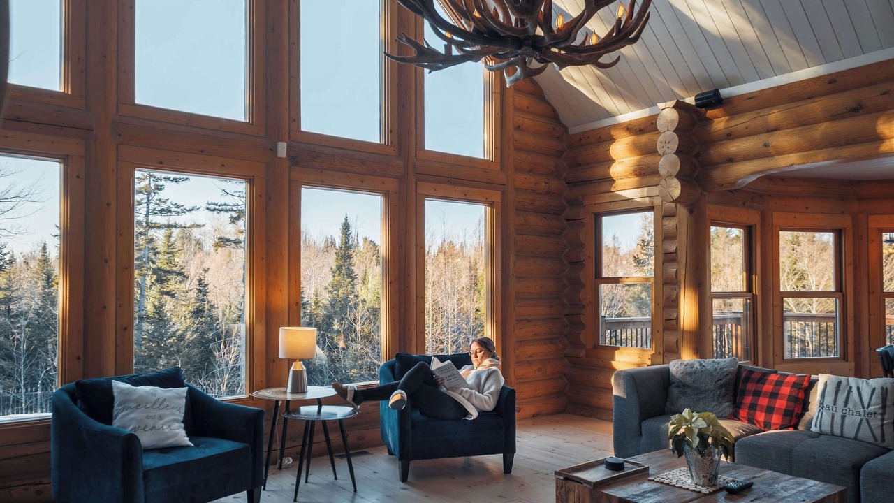 Photo of Livingroom in Fiddler Lake Resort