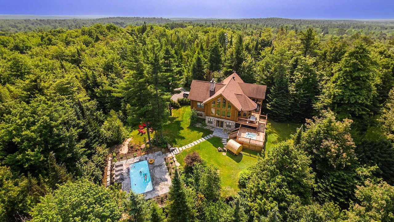 Photo of Outdoor in Fiddler Lake Resort