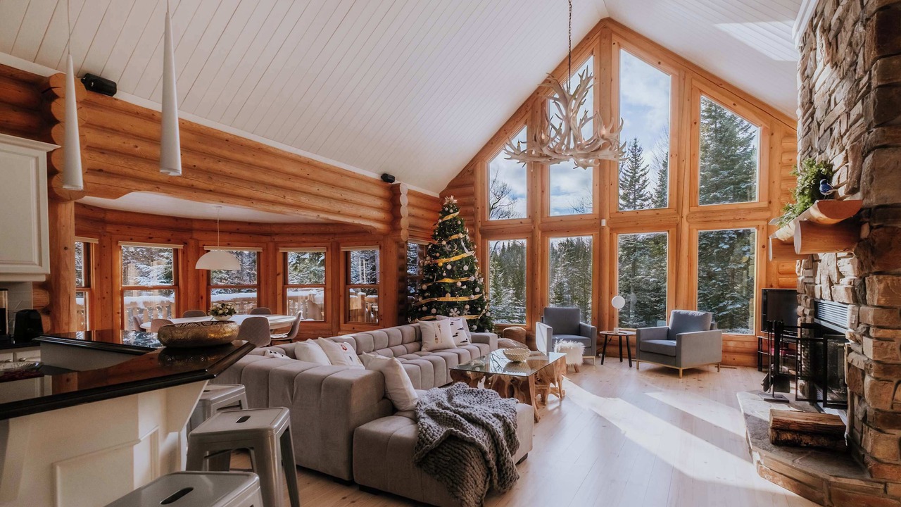 Photo of Livingroom in Fiddler Lake Resort